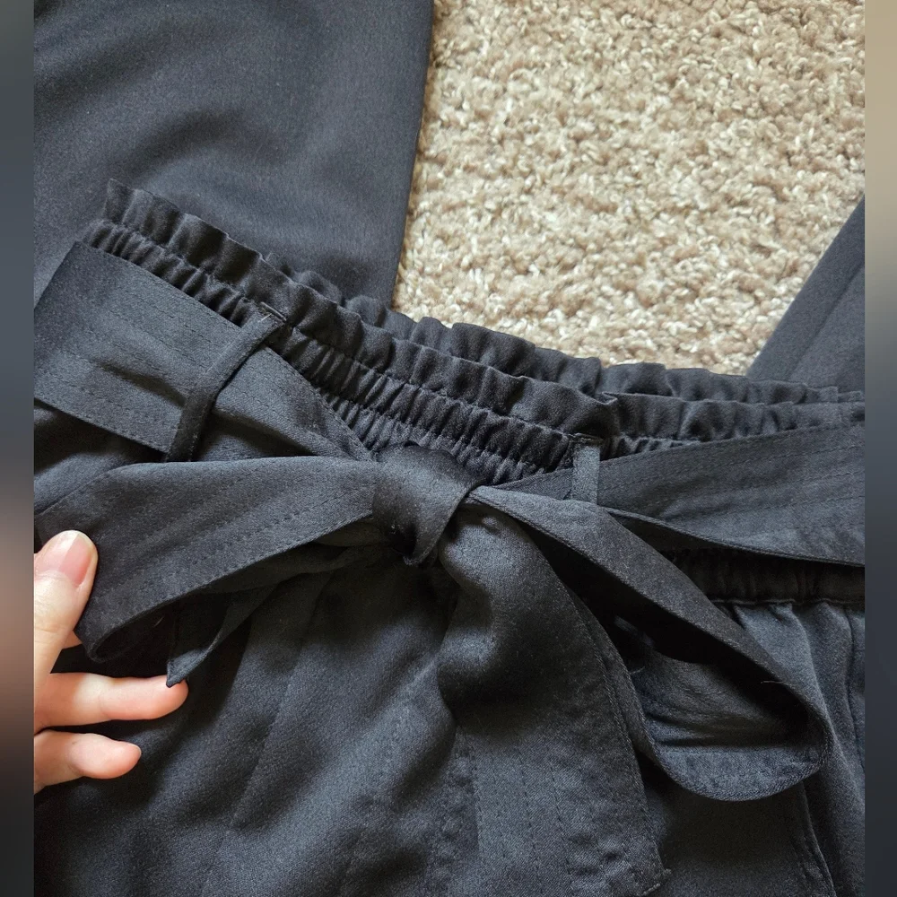 EUC Satin Taper Pants Black - Picture 3 of 12